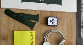 Good
													Apple Watch Series 7 45mm - Unlocked, Green, A2477 - Cellular, Aluminum, photo 1 of 3