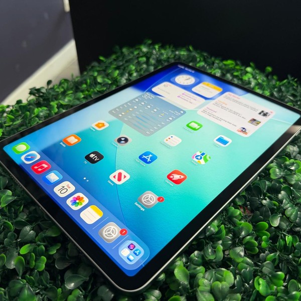 Apple iPad Pro 11 inch 4th Gen 2022 - Wi-Fi, 256 GB, Gray