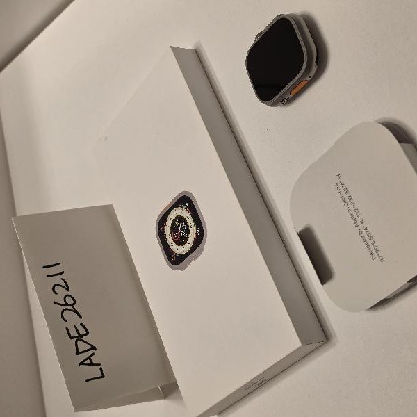 Apple Watch Ultra 3 49mm - Unlocked, Natural, A3281