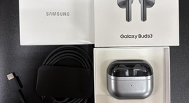 Used
													Samsung Galaxy Buds3 - Silver, photo 1 of 5