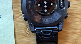 Mint
													Garmin Tactix 8 - Black, AMOLED, photo 4 of 11