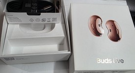 Used
													Samsung Galaxy Buds Live - Bronze, SM-R180, photo 6 of 6