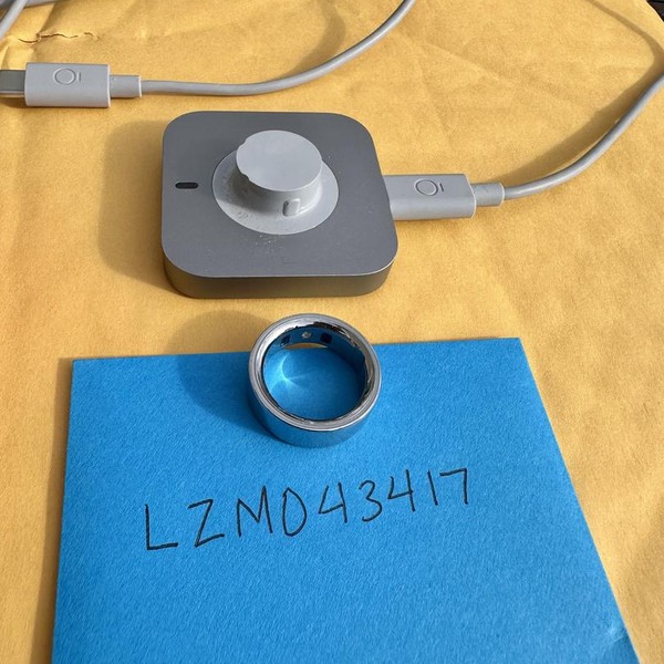 Oura Ring Gen 4 - Silver, Size 9