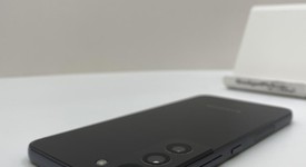 Mint
													Samsung Galaxy S22 - Unlocked, Black, 128 GB, 8 GB, SM-S901U1, photo 5 of 5