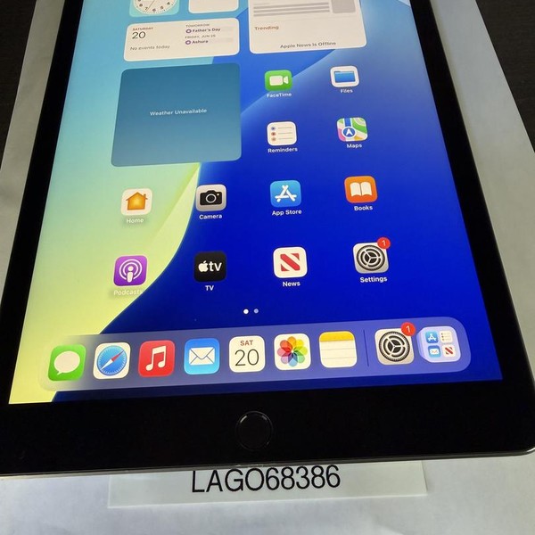 Apple iPad (7th Gen) - Unlocked, 32 GB, Gray, A2200
