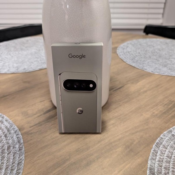 Google Pixel 11 Pro XL - Unlocked, 512 GB, Olive, 16 GB, GBC0H