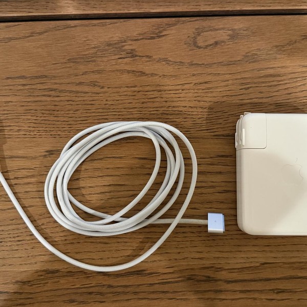 MacBook Pro 2021 - 16 inch - 512 GB, Gray, 16 GB, Apple M1 Pro 10-core