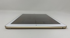 Mint
													Apple iPad 5th Gen - Wi-Fi, Gold, 32 GB, A1822, photo 4 of 6