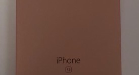 Fair
													Apple iPhone SE 1st Gen 2016 - Unlocked, Rose Gold, 64 GB, A1662, photo 3 of 7