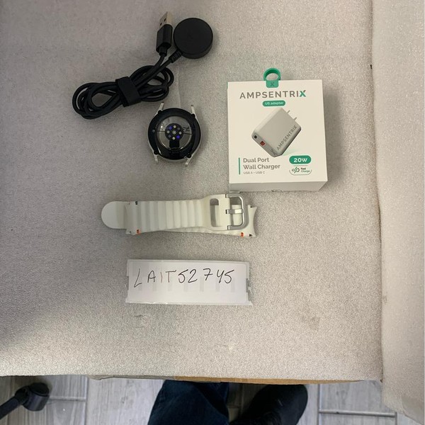 Samsung Galaxy Watch7 - Unlocked, Cream, SM-L305U, 40mm