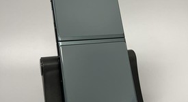 Good
													Samsung Galaxy Z Flip3 5G - T-Mobile, Green, 128 GB, 8 GB, SM-F711U, photo 2 of 5