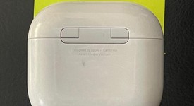 Used
													Apple AirPods 4th Gen - Active Noise Cancellation, photo 3 of 5