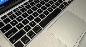 Fair
													MacBook Pro 2015 (Retina) - 13" - Silver, 1 TB, 16 GB, photo 3 of 15