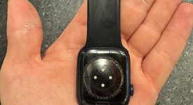 Good
													Apple Watch Series 8 41mm - Unlocked, Midnight, A2772 - Cellular, Aluminum, photo 4 of 4