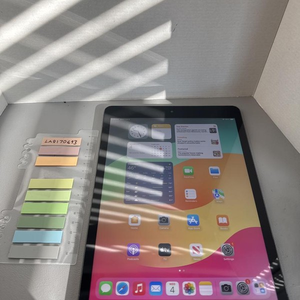 Apple iPad 9th Gen - Unlocked, 256 GB, Gray, A2603