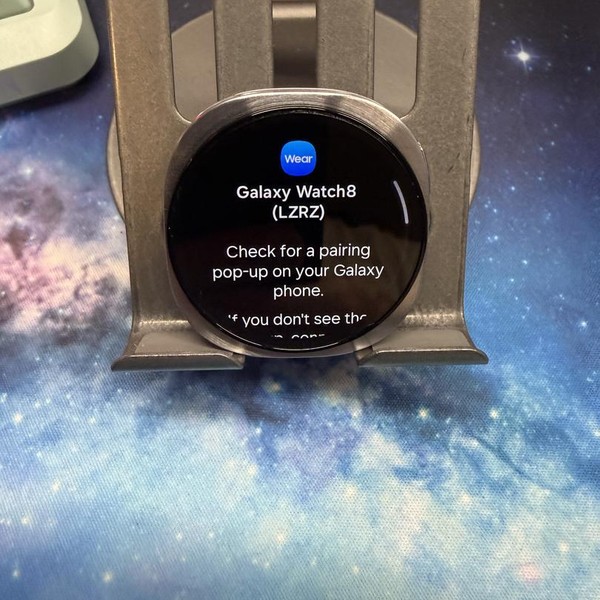 Samsung Galaxy Watch8 - Unlocked, Silver, SM-L325, 40mm