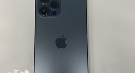 Good
													Apple iPhone 12 Pro Max - Unlocked, Pacific Blue, 512 GB, A2342, photo 4 of 10