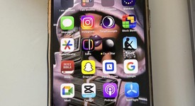 Good
													Apple iPhone 14 Pro Max - Unlocked, Gold, 256 GB, A2651, photo 5 of 11