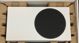 Mint
													Xbox Series S (2020) - White, 512 GB, photo 2 of 6