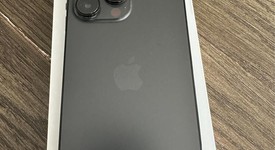 Mint
													Apple iPhone 14 Pro Max - Unlocked, Black, 128 GB, A2651, photo 3 of 12