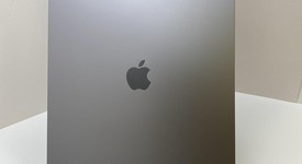 Mint
													Apple iPad Pro 12.9" 6th Gen 2022 - Unlocked, Gray, 256 GB, photo 3 of 5