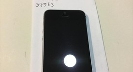 Good
													Apple iPhone SE 1st Gen 2016 - Verizon, Grey, 32 GB, A1662, photo 4 of 10