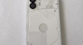 Good
													Nothing Phone (2) - Unlocked, White, 256 GB, 12 GB, photo 5 of 9