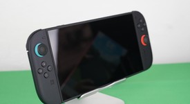 Mint
													Nintendo Switch 2 - Red & Blue, Standard, photo 4 of 8