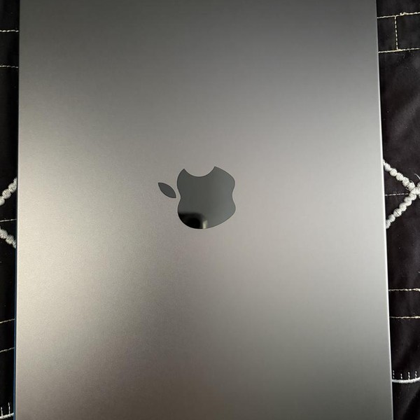 MacBook Pro 2024 - 14 inch - 512 GB, Space Black, 24 GB, Apple M4 Pro 12-core