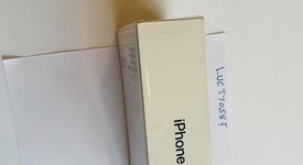 New
													Apple iPhone Xs Max - Unlocked, Gray, 64 GB, A1921, photo 2 of 2