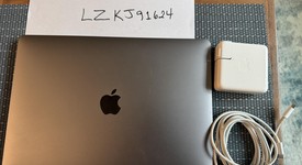 Good
													MacBook Pro 2017 (No Touch Bar) - 13" - I5, Gray, 256 GB, 8 GB, photo 6 of 6
