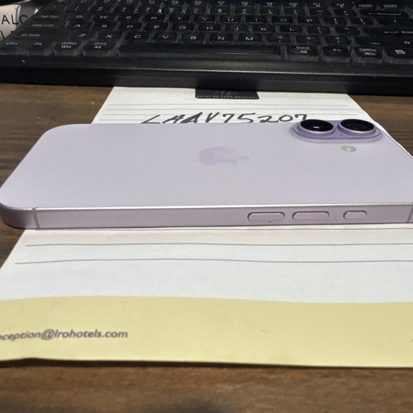 Apple iPhone 17 - T-Mobile, Lavender, 256 GB, A3258