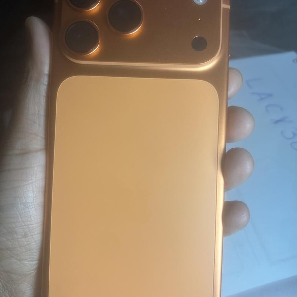 Apple iPhone 17 Pro Max - Spectrum, 256 GB, Cosmic Orange, A3257