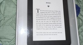 New
													Nook Glowlight 4e - Wi-Fi, Black, photo 3 of 8