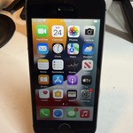 Good Apple iPhone SE 1st Gen 2016 - Unlocked, Grey, 32 GB, A1662