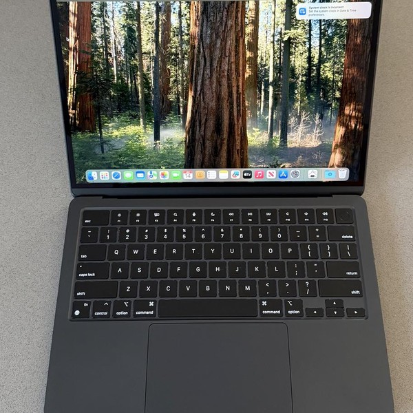 MacBook Air 2024 (M3) - 13 inch - 256 GB, Midnight, 16 GB, Apple M3, 8-core GPU