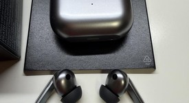 Used
													Samsung Galaxy Buds3 Pro - Silver, photo 4 of 10
