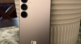 Good
													Samsung Galaxy S25 - Unlocked, Silver Shadow, 128 GB, 12 GB, SM-S931U1, photo 4 of 6