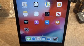 Good
													Apple iPad Mini 2 Retina - Unlocked, Black, 16 GB, photo 4 of 4