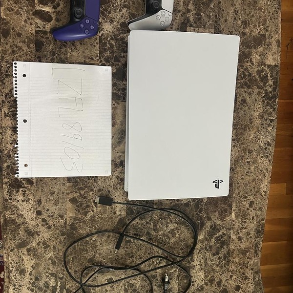 PlayStation 5 Digital Edition (2020) - 825 GB, White, Digital Edition