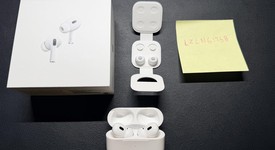 Used
													Apple AirPods Pro 2 - Lightning, photo 3 of 4