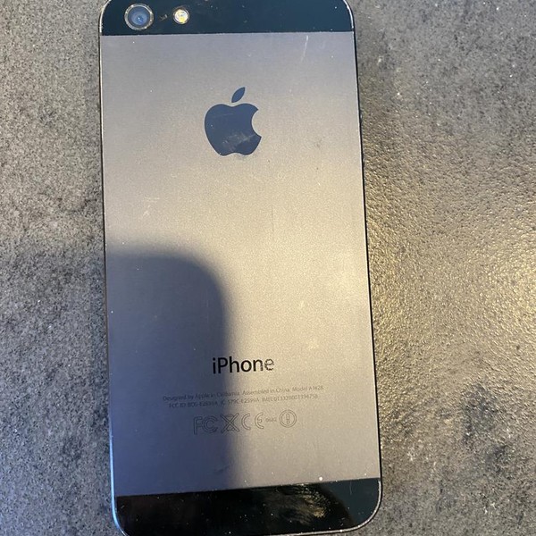 Apple iPhone 5 - Unlocked, 16 GB, Black, A1428