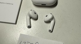 Used
													Apple AirPods 4th Gen - Standard, photo 2 of 3
