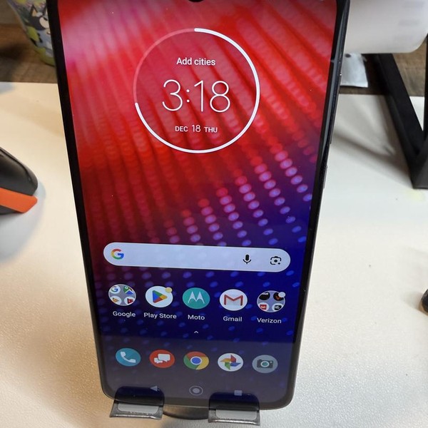 Moto Z4 - Verizon, Gray, 128 GB, 4 GB