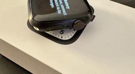 Good
													Apple Watch Series 7 41mm - Unlocked, Titanium, A2475 - Cellular, Titanium, photo 3 of 6