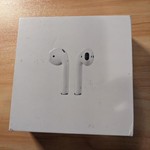 Used Apple AirPods 2nd Gen - Lightning Case