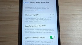 Good
													Apple iPhone SE 3rd Gen 2022 - T-Mobile, Midnight, 128 GB, A2595, photo 1 of 14