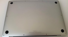 Good
													MacBook Air 2020 - 13" - Apple M1, Silver, 256 GB, 8 GB, photo 4 of 11