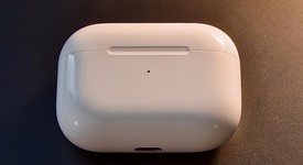 Used
													Apple AirPods Pro 1st Gen - Wireless Case, photo 2 of 8