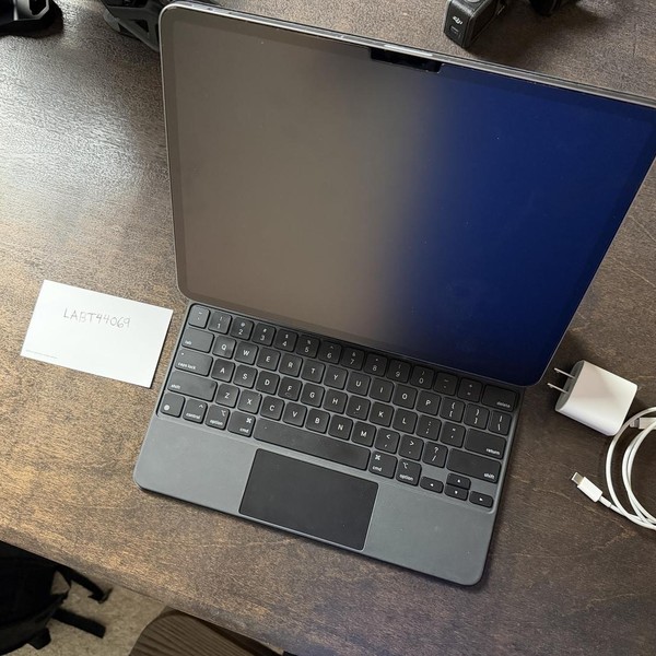 Apple iPad Air 13 inch (M2) 2024 - Wi-Fi, 128 GB, Gray, A2898